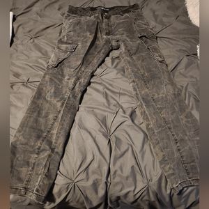 Camoflage men's cargo pants size 34x31